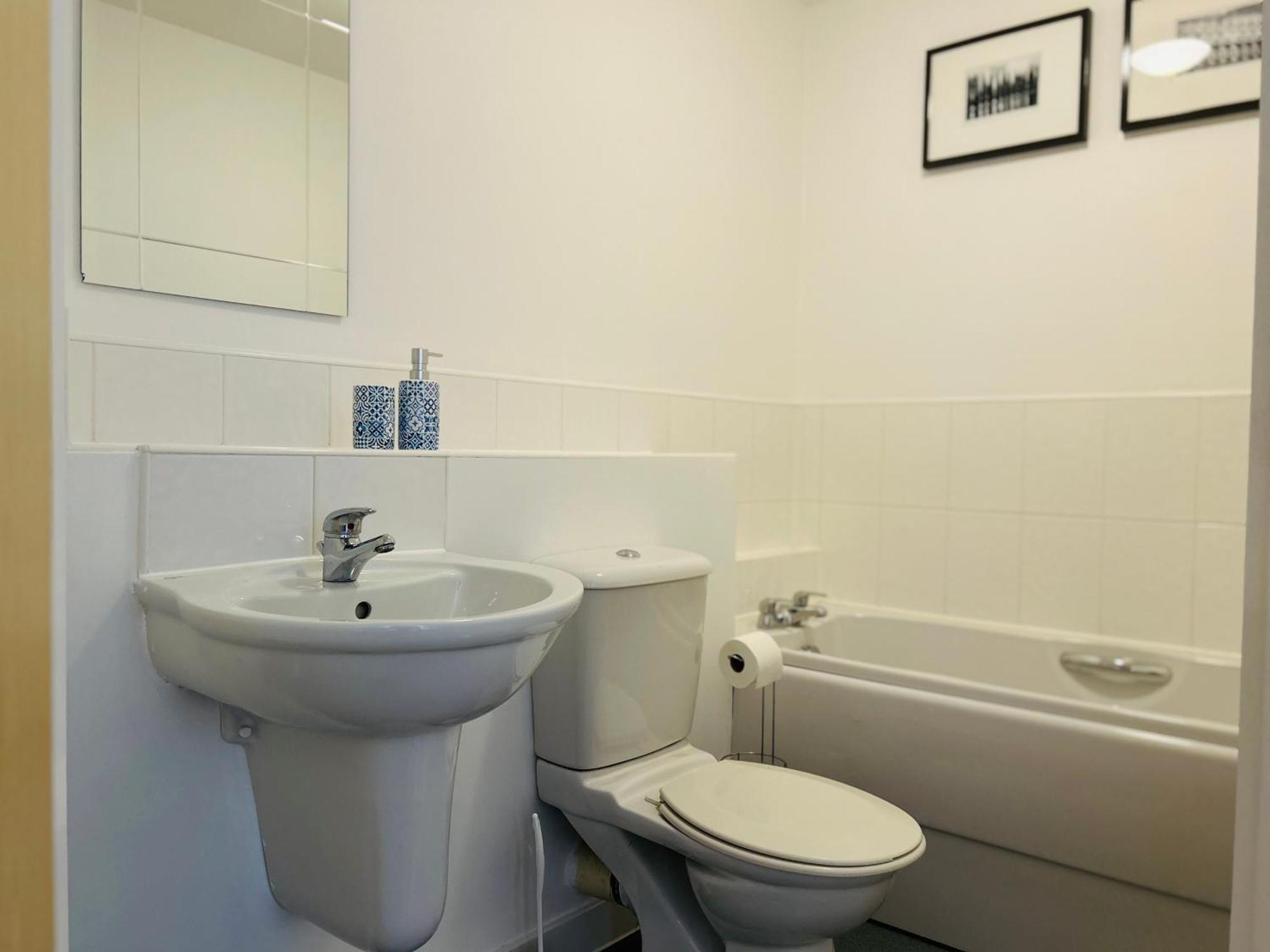Modern Apartment Broad Gauge Way - Ideal For Work And Leisure Wolverhampton Ngoại thất bức ảnh